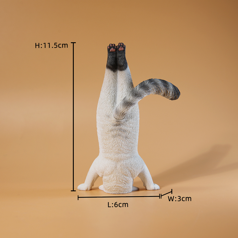 Yoga In Fitness First - 1/6 Ölçekli Mini Simüle Fitness Kedi